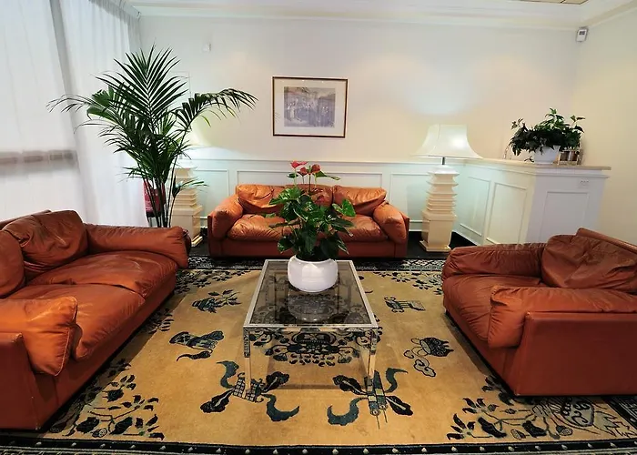 Sacconi Apartahotel