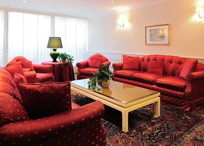 Apartahotel Sacconi 4*