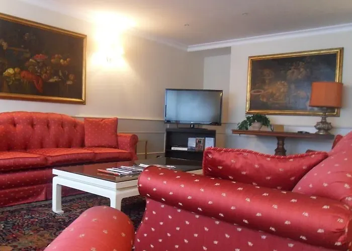 Sacconi Apartahotel