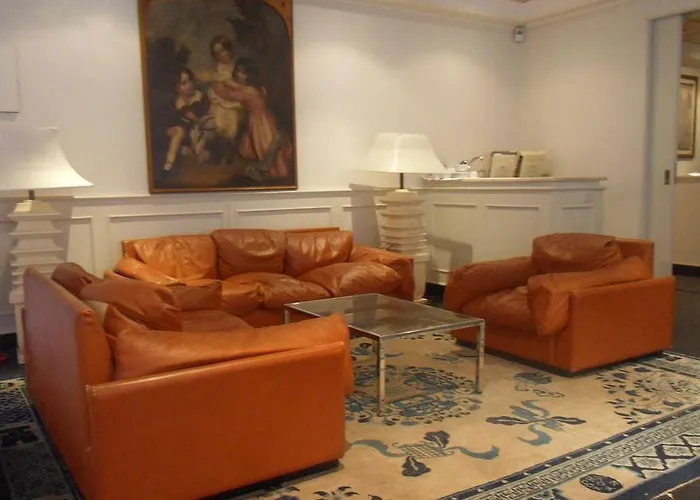 Sacconi Apartahotel 4*